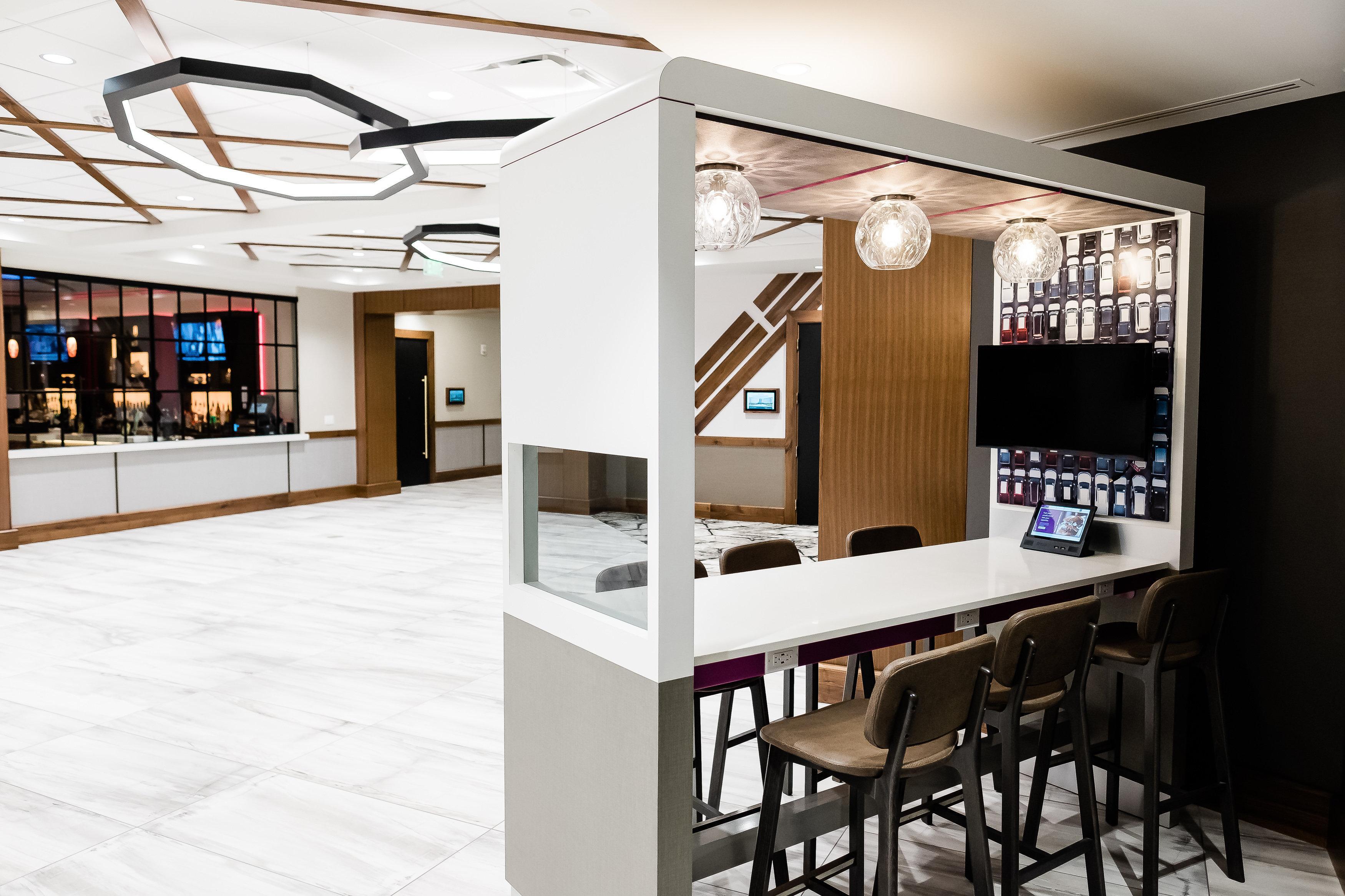 兰辛广场西皇冠酒店 外观 照片